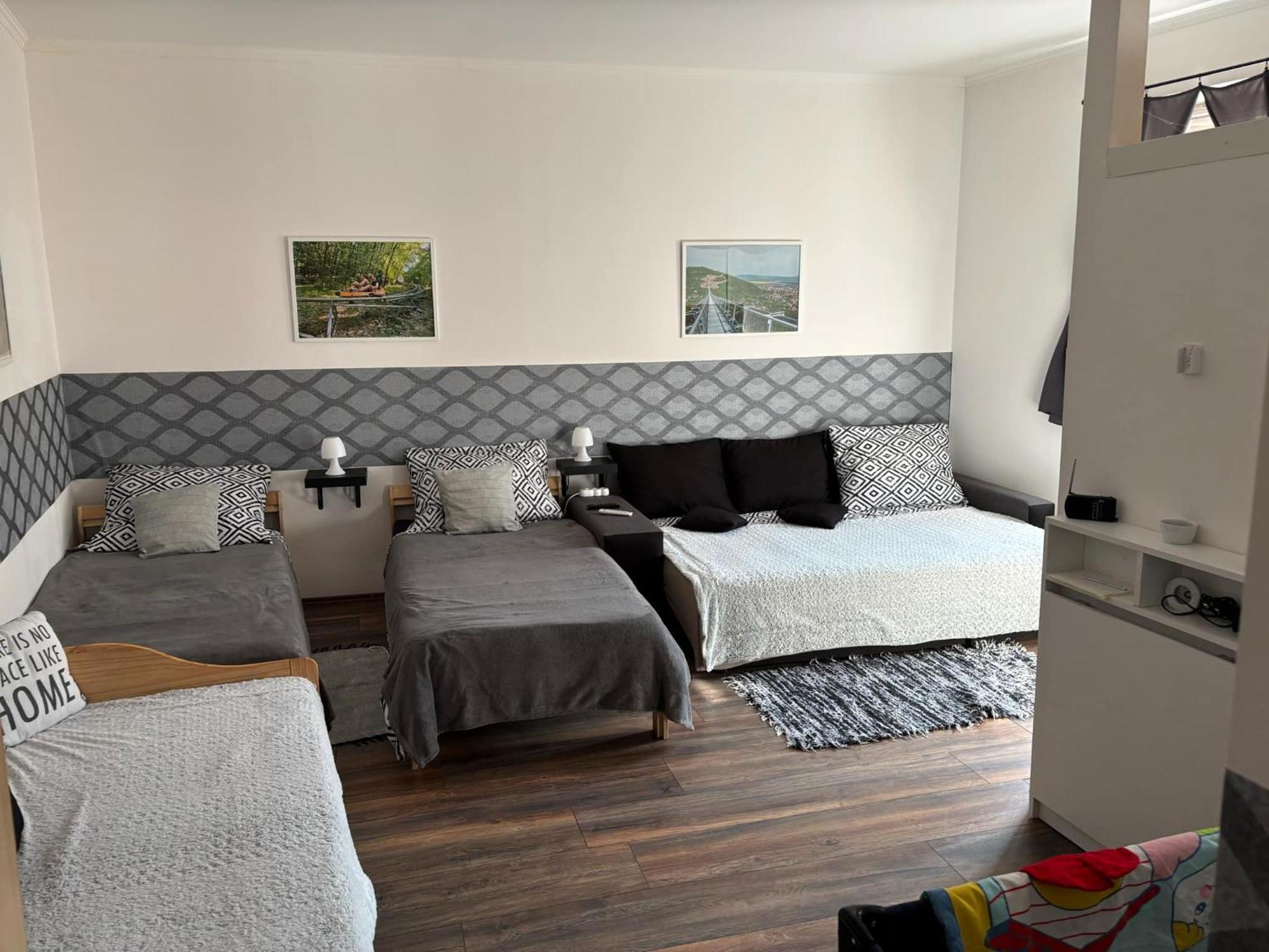 Mazli Vendeghaz Hotell Sátoraljaújhely Eksteriør bilde